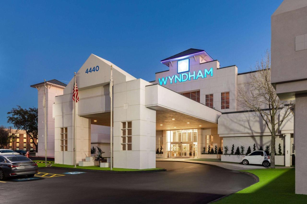 Hotel Wyndham Dfw Airport à Irving Extérieur photo